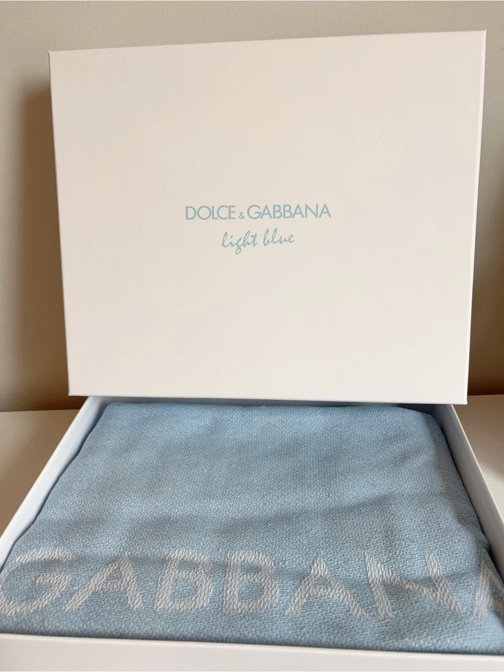 Dolce & Gabbana Light Blue Beach Towel Cotton Luxury Bath Beach NIB